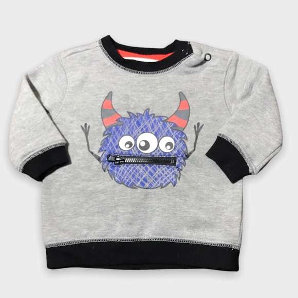 4/$20🥳 Light Gray Monster Print Crewneck